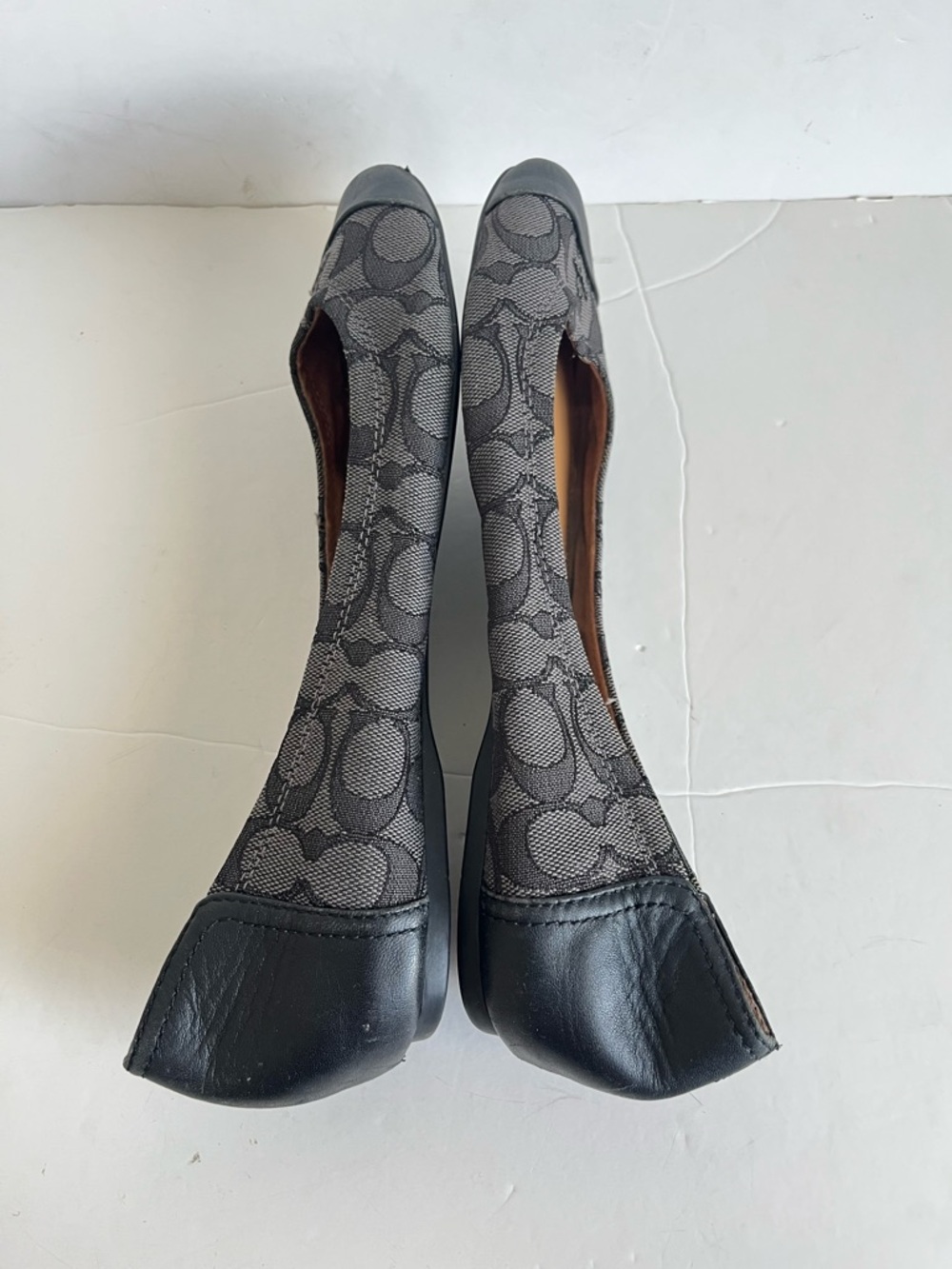 Coach Chelsea signature logo gray black leather cap toes ballet flats size 10B - Picture 5 of 12